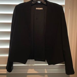 Office no-button jacket